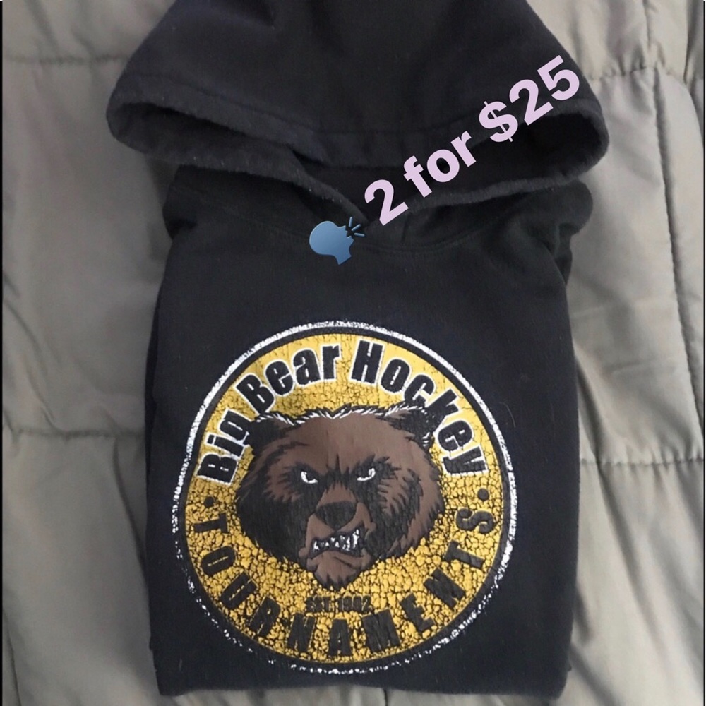 Hockey Tournament Black sweatshirts men’s medium